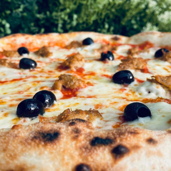 Pig and Olive Pizza